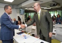 Gómez Mazara llama a universidades liderar transformación digital del país