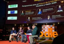 Rector del ITLA participa como panelista en MoodleMooT Colombia 2026